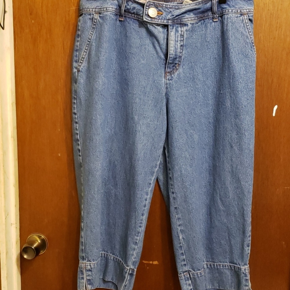 Faded Glory Women's Capris
